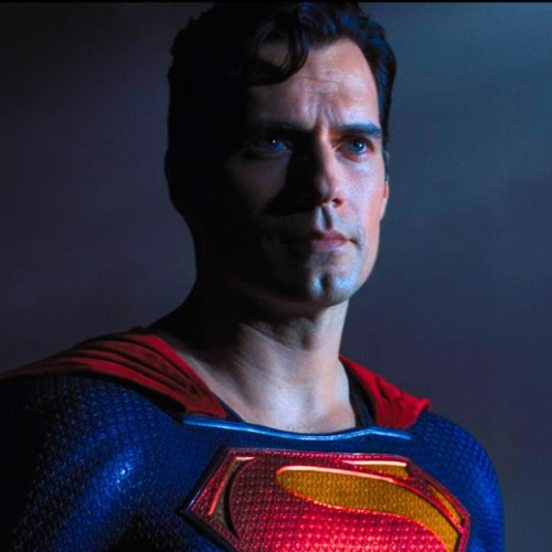 Zack Snyder divulga foto inédita de Superman