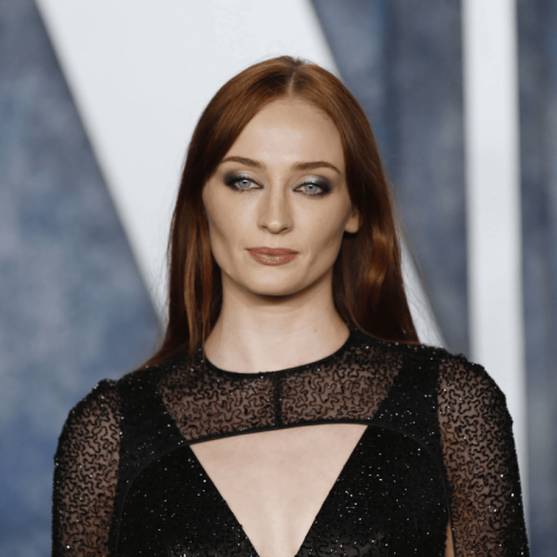 Sophie Turner é confirmada como a nova Lara Croft